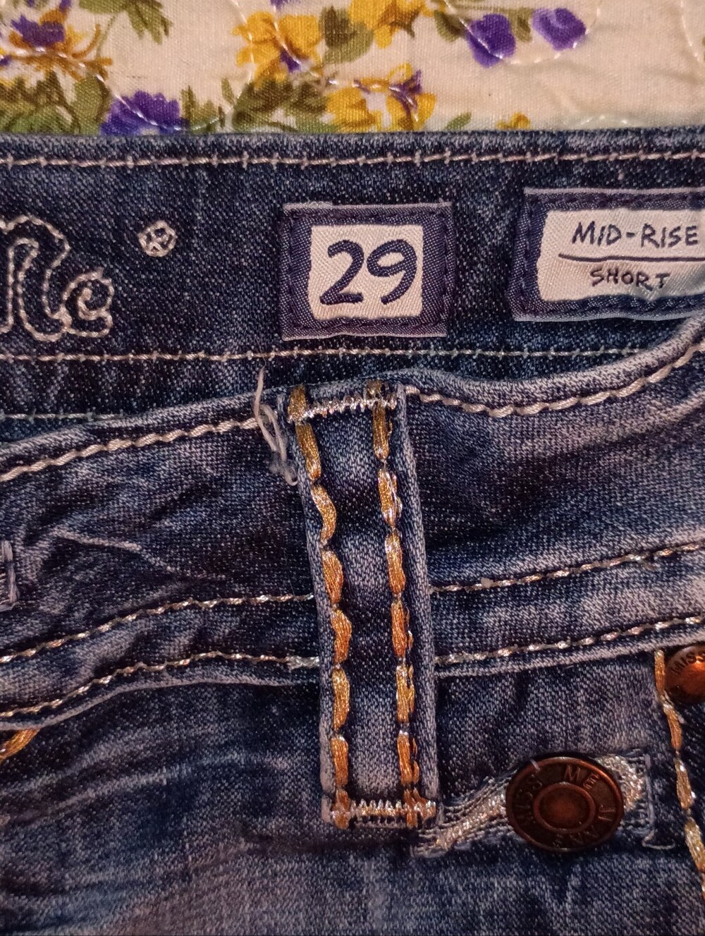Miss Me Denim Jean Shorts 29 9 Distressed - Picture 2 of 5